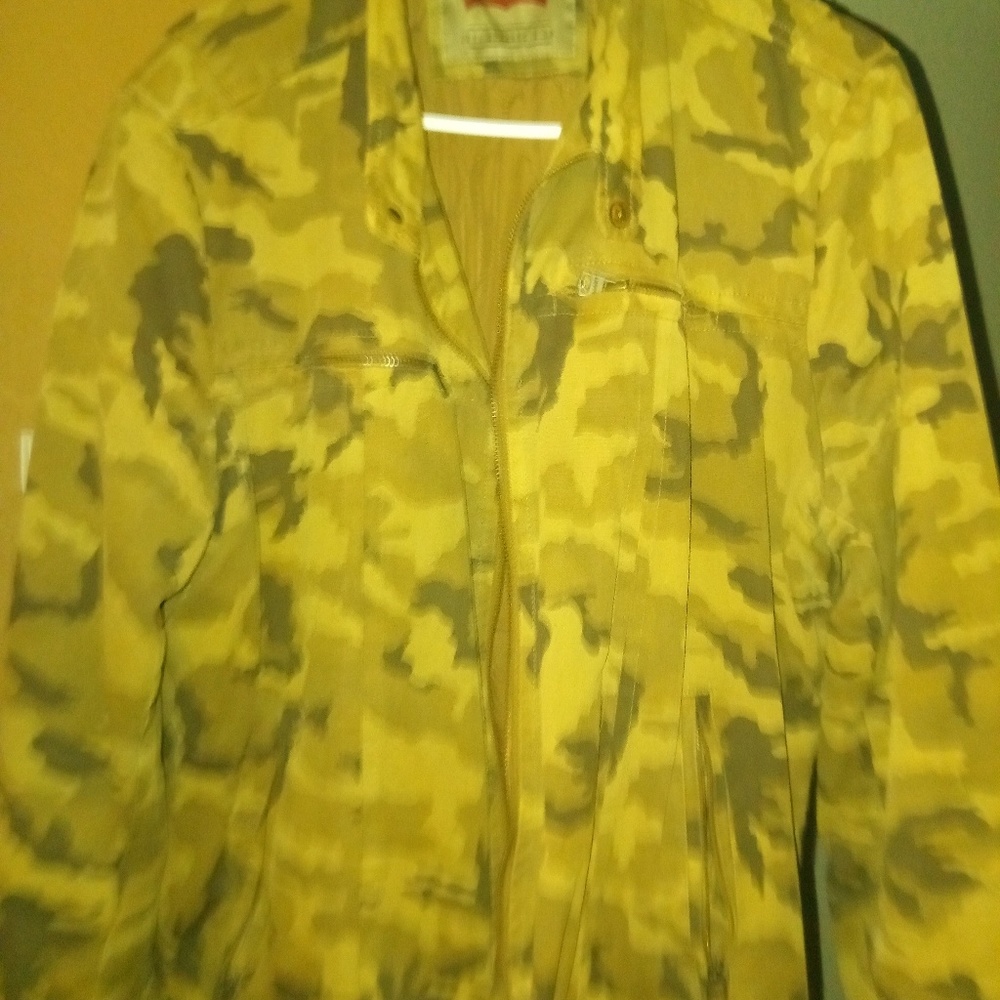 Jacket - Picture 5 of 5